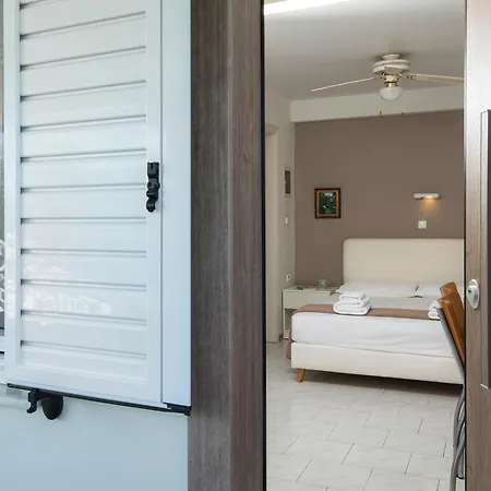 Christina * Katsíngrion