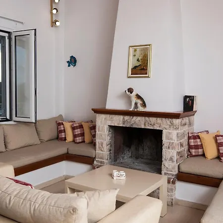 Christina Villa Katsíngrion