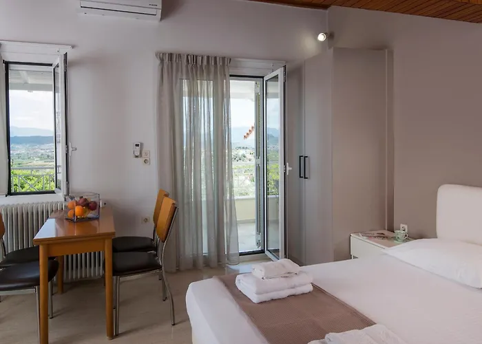 Christina Villa Agios Adhrianos